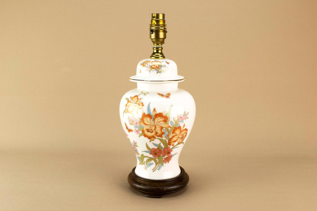 Porcelain lamp base