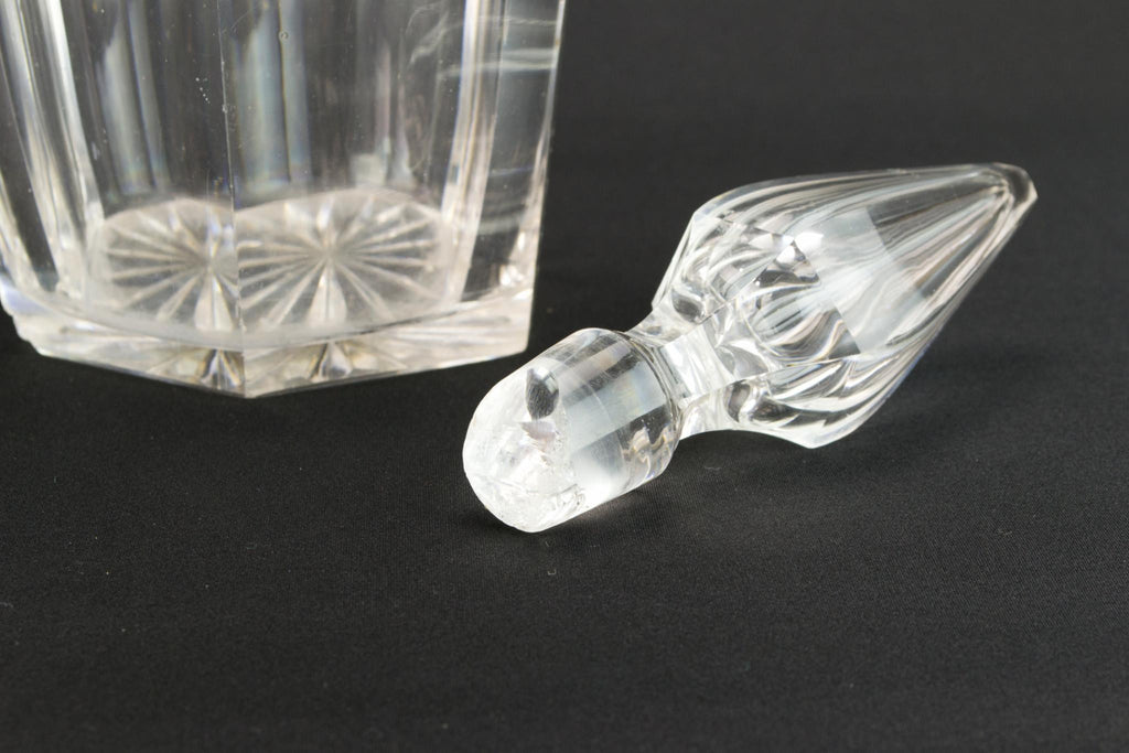 Cut glass panelled decanter, English 19th century