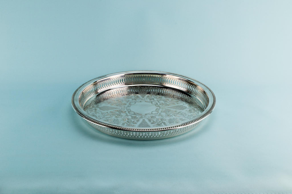 Silver plated drinks tray, English 1970s