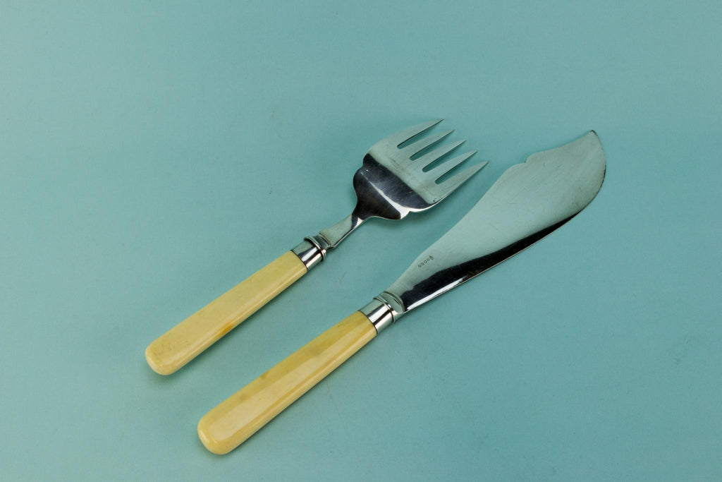 Silver serving fork and knife, English 1905