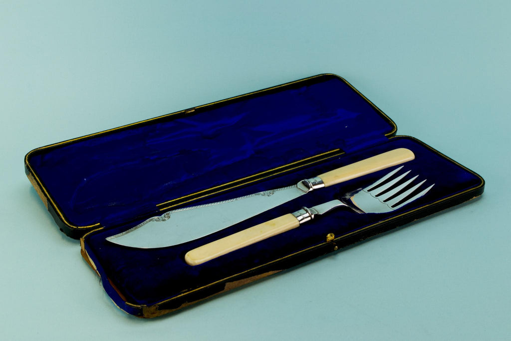 Silver serving fork and knife, English 1905