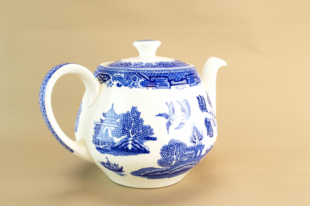 Blue willow Alfred Meakin teapot