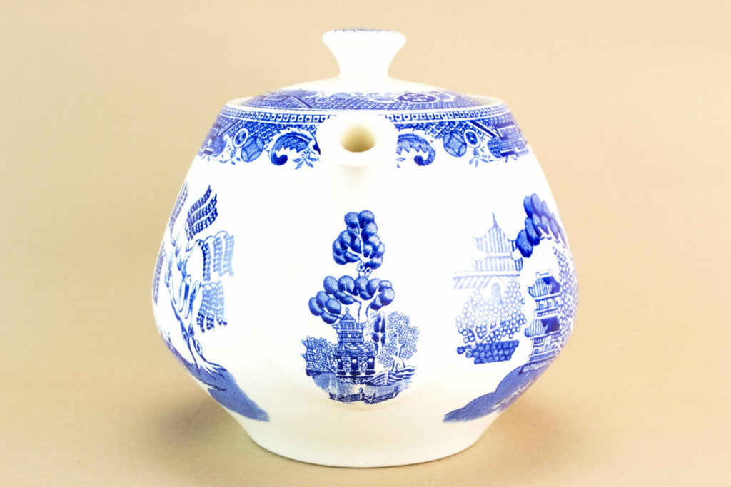 Blue willow Alfred Meakin teapot