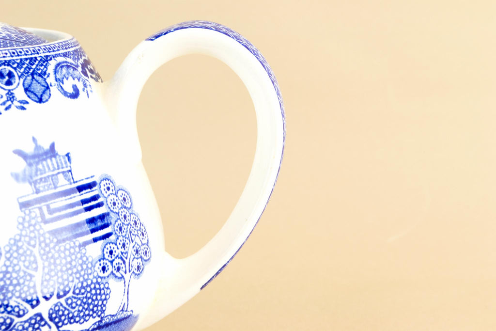 Blue willow Alfred Meakin teapot