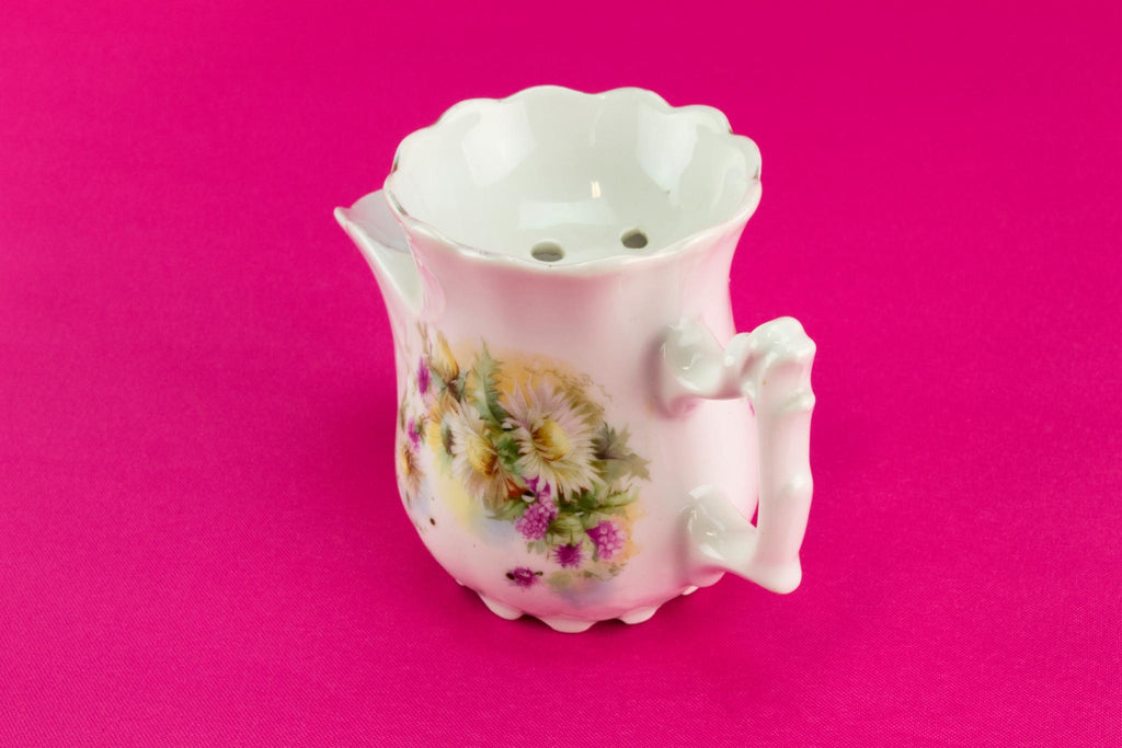 Daisies shaving mug, German early 1900s