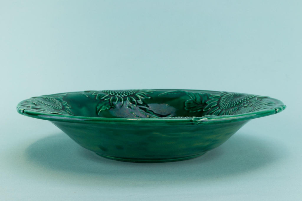 Large green majolica serving bowl, English 1930s