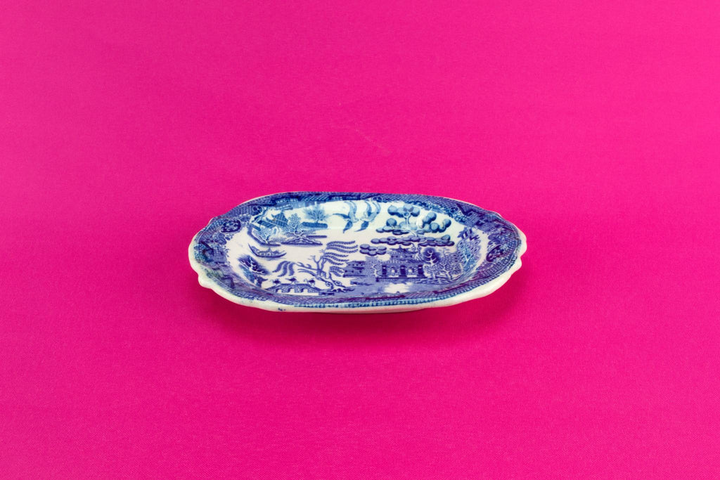 Small blue willow dish, English mid 19th century
