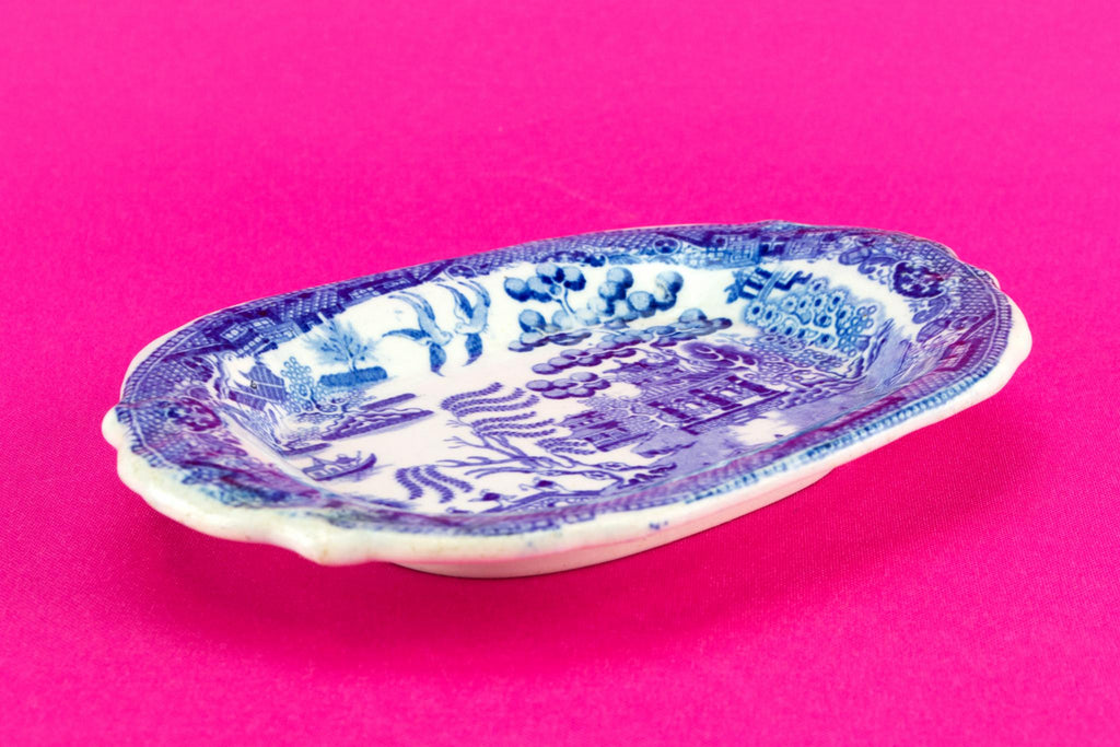 Small blue willow dish, English mid 19th century
