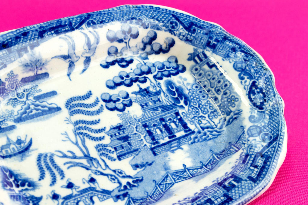 Small blue willow dish, English mid 19th century