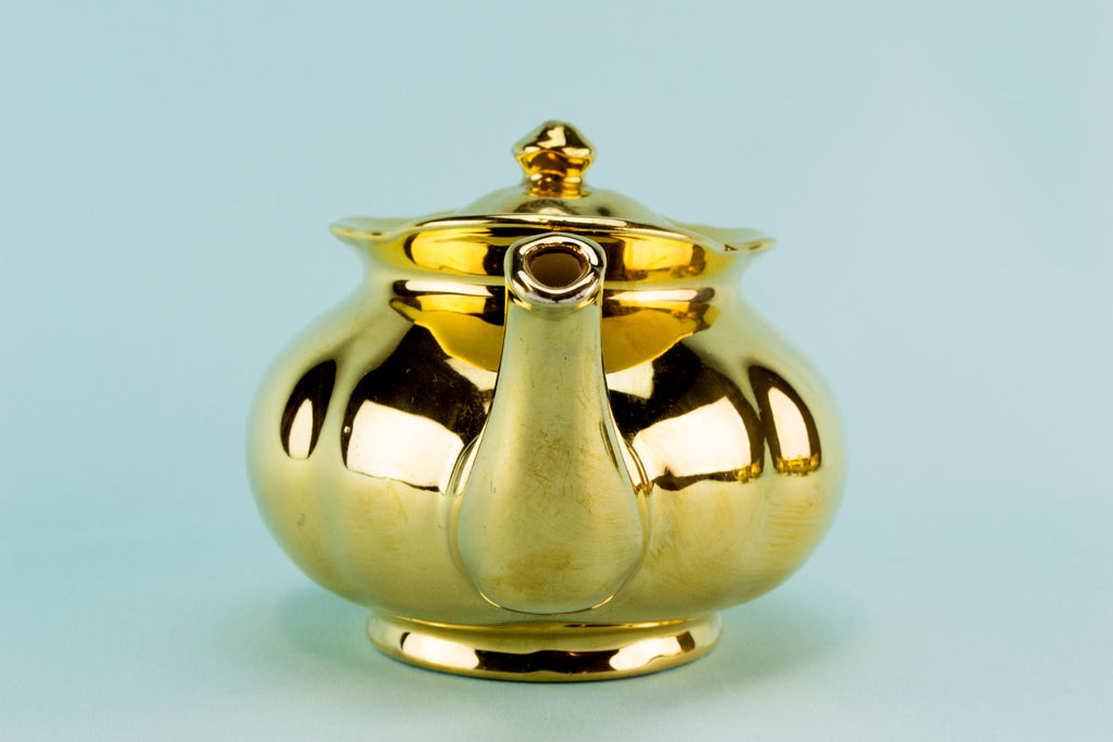 Gilded tea set trio, English 1950s