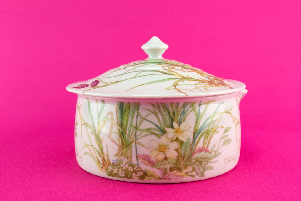 Porcelain casserole with handle, French Pillivuyt
