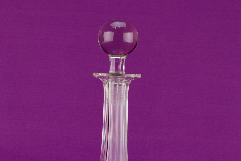 Cut glass wine decanter, English 1930s