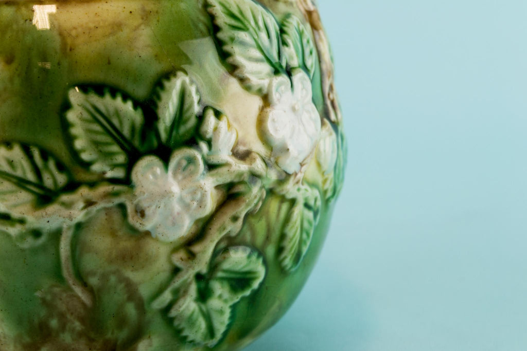 Majolica floral teapot, English early 1900s