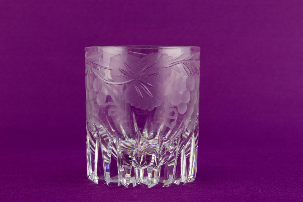 2 small whisky glasses, English mid 20th century