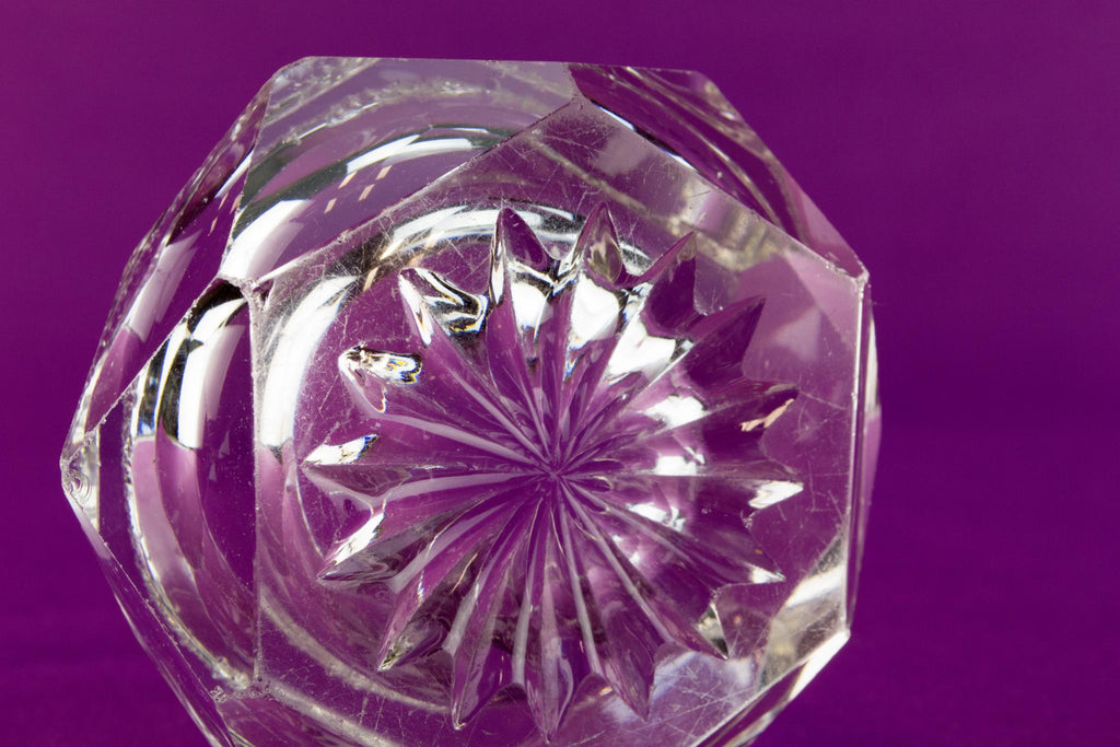 Cut glass salt cellar, English mid 19th century