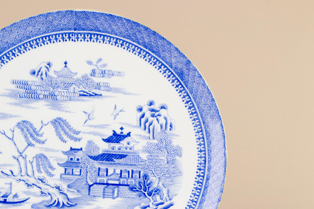 Blue and white willow cake plate, English Early 1900s