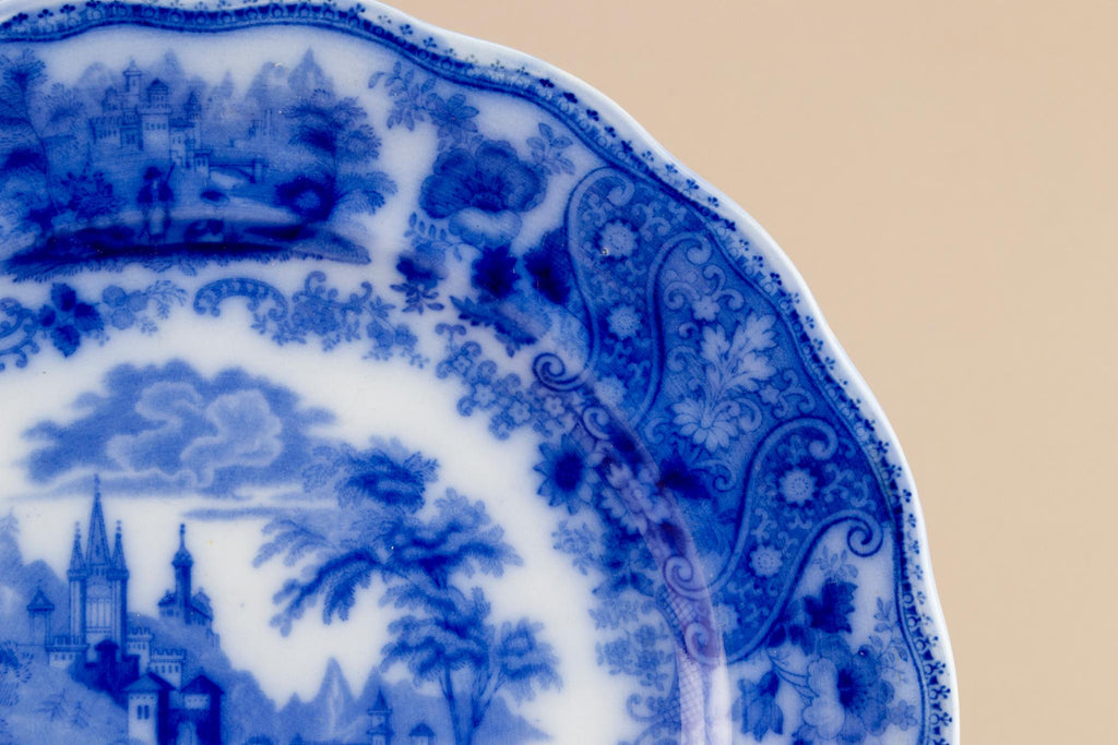 Flow blue serving dish, English circa 1900