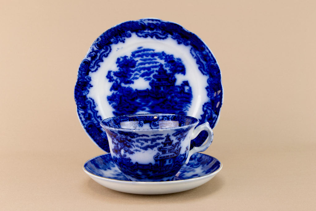 Flow blue tea set for one, English circa 1900