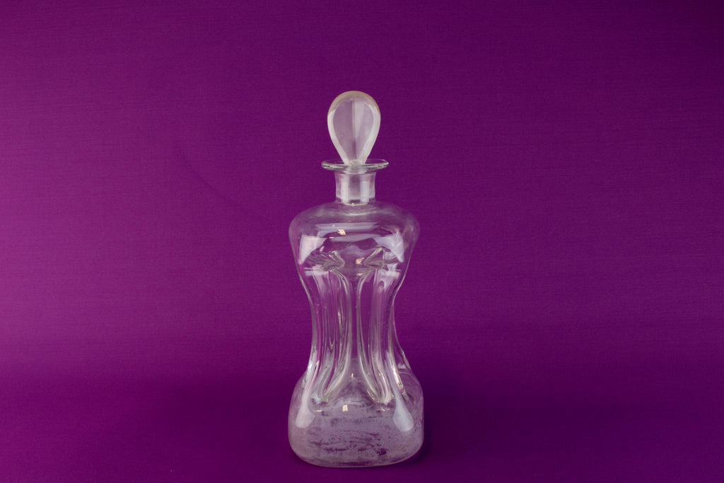 Flask shaped wine decanter, English circa 1900