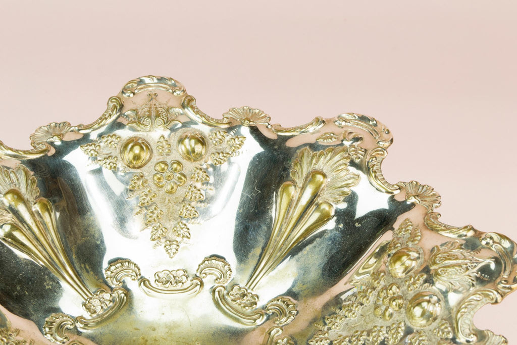 Silver plated fruit serving bowl, English 1890s