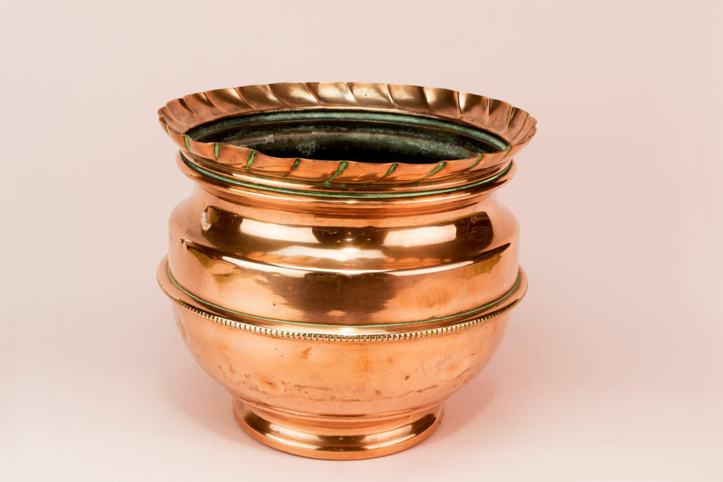 Copper flower pot planter, English early 1900s