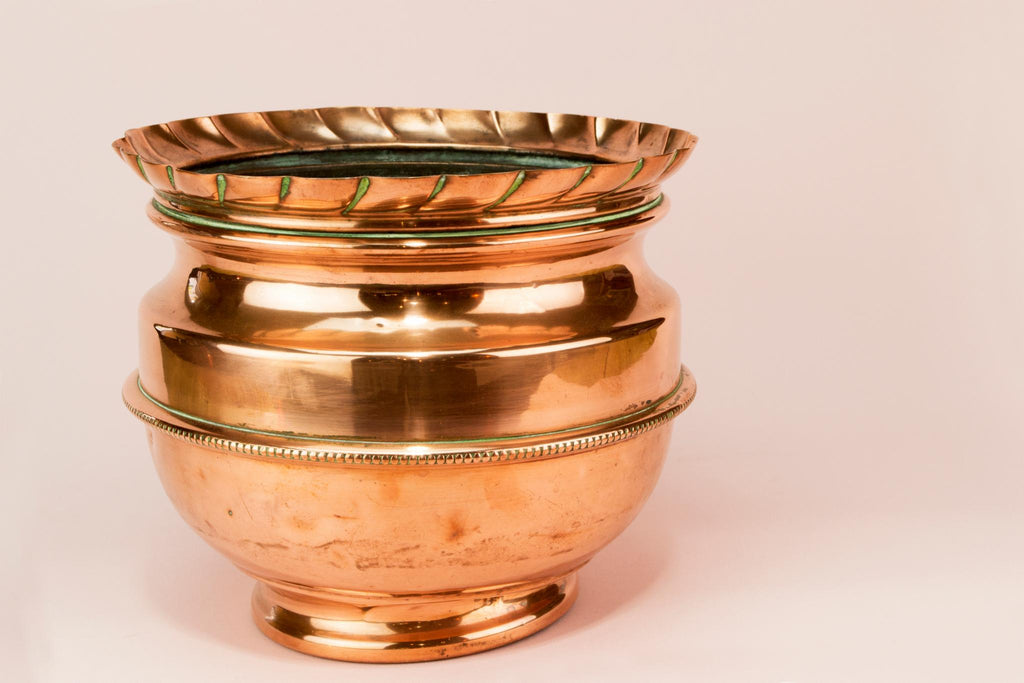 Copper flower pot planter, English early 1900s