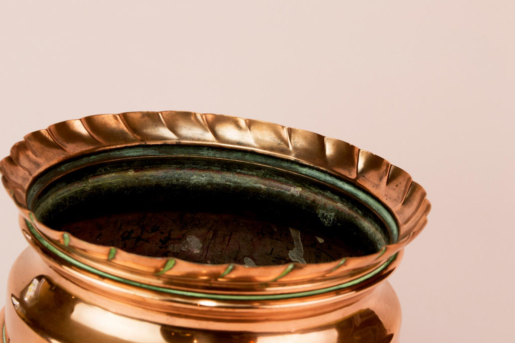 Copper flower pot planter, English early 1900s