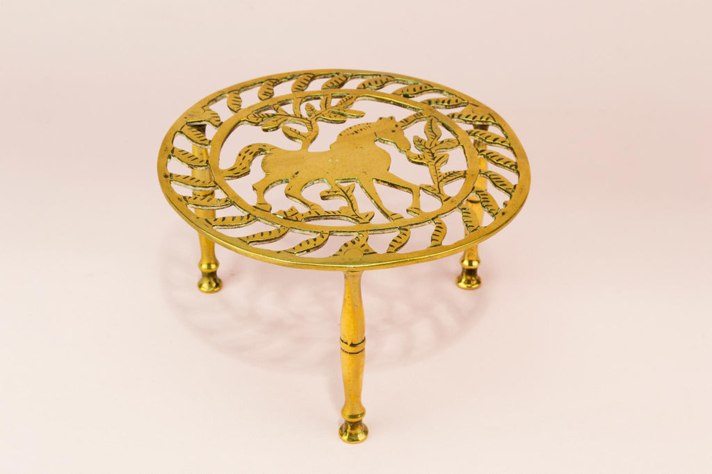Horse design brass trivet stand, English Early 1900s