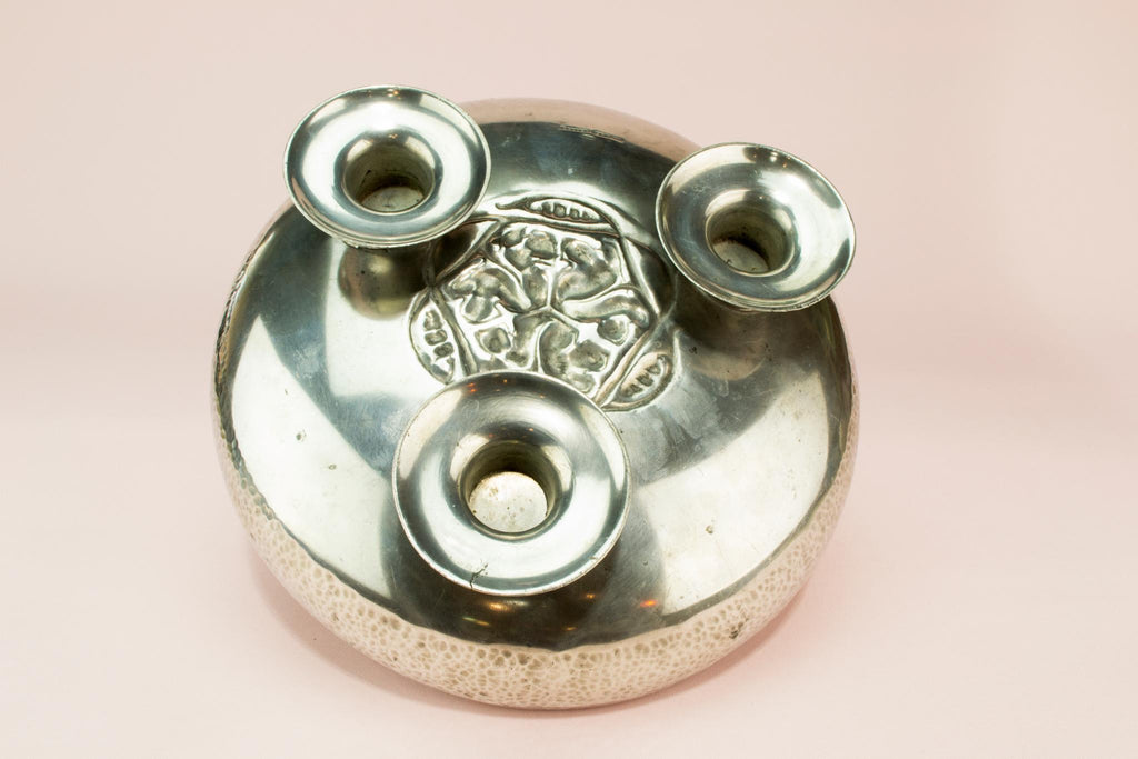 Arts & Crafts pewter tripod bowl, English early 1900s