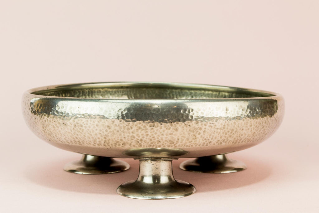 Arts & Crafts pewter tripod bowl, English early 1900s