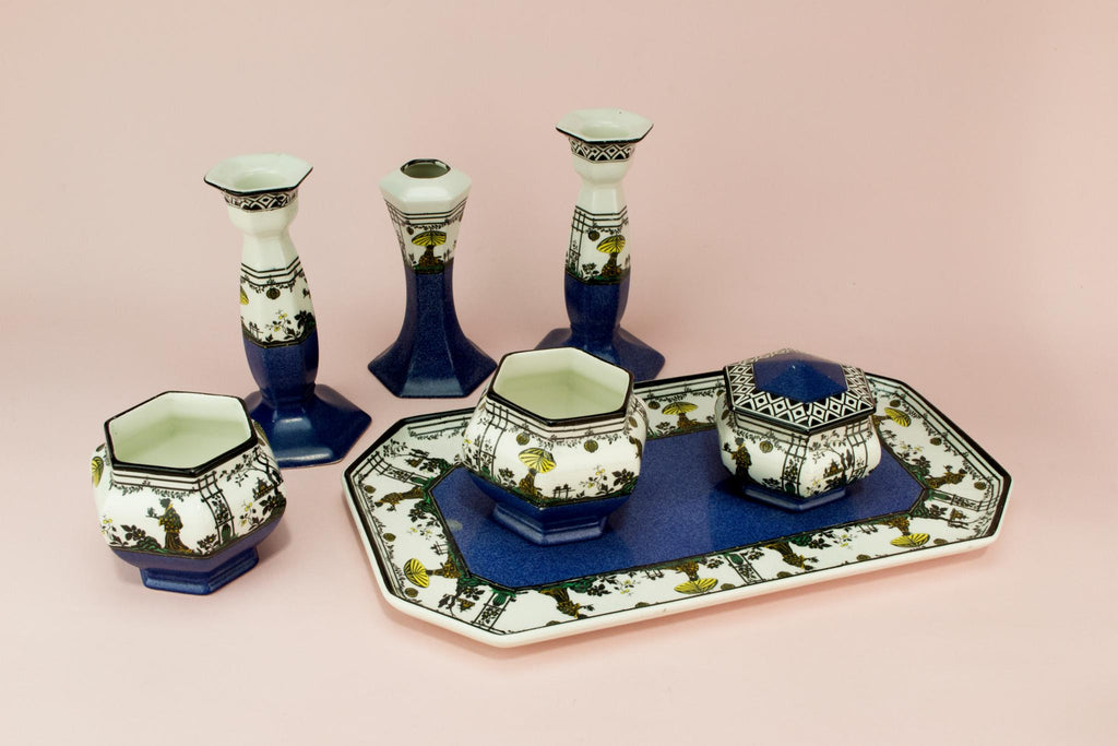 Dressing table blue set by Wedgwood, English circa 1910