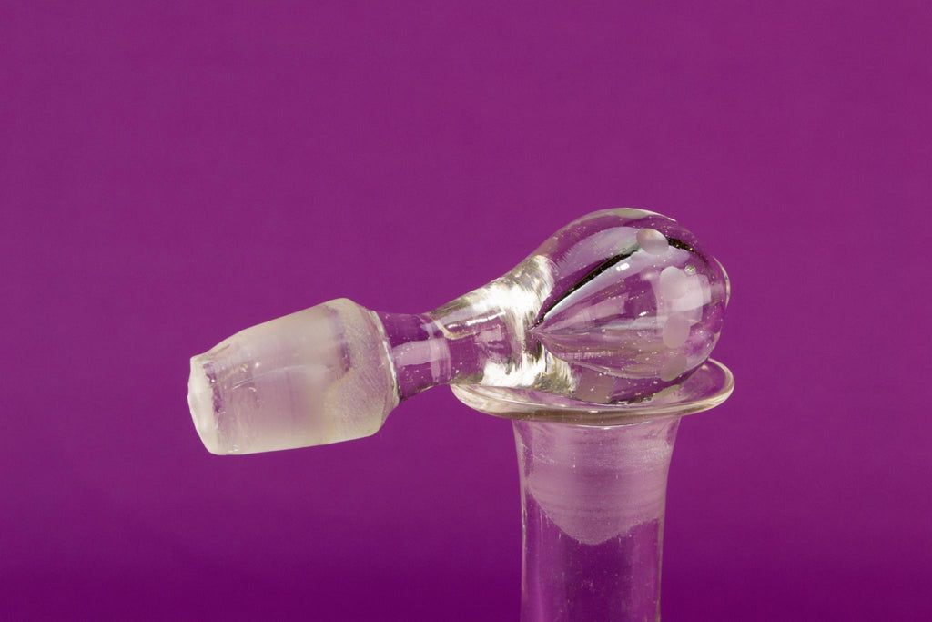 Small engraved glass decanter, English early 1900s