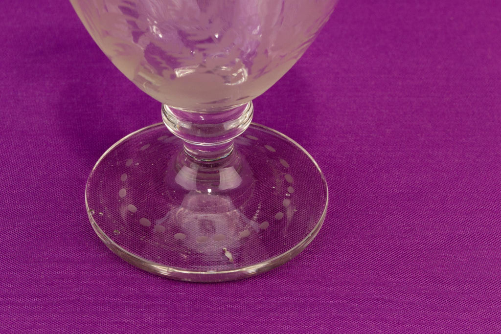 Small engraved glass decanter, English early 1900s