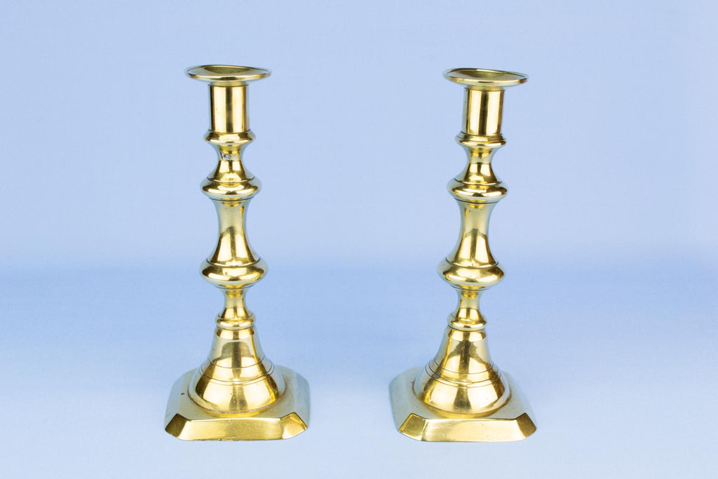 pair of Polished brass candlesticks, English 19th century