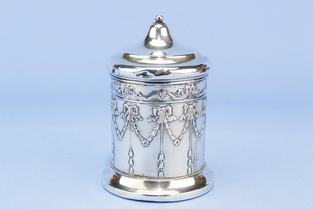 Small sterling silver box, English 1907