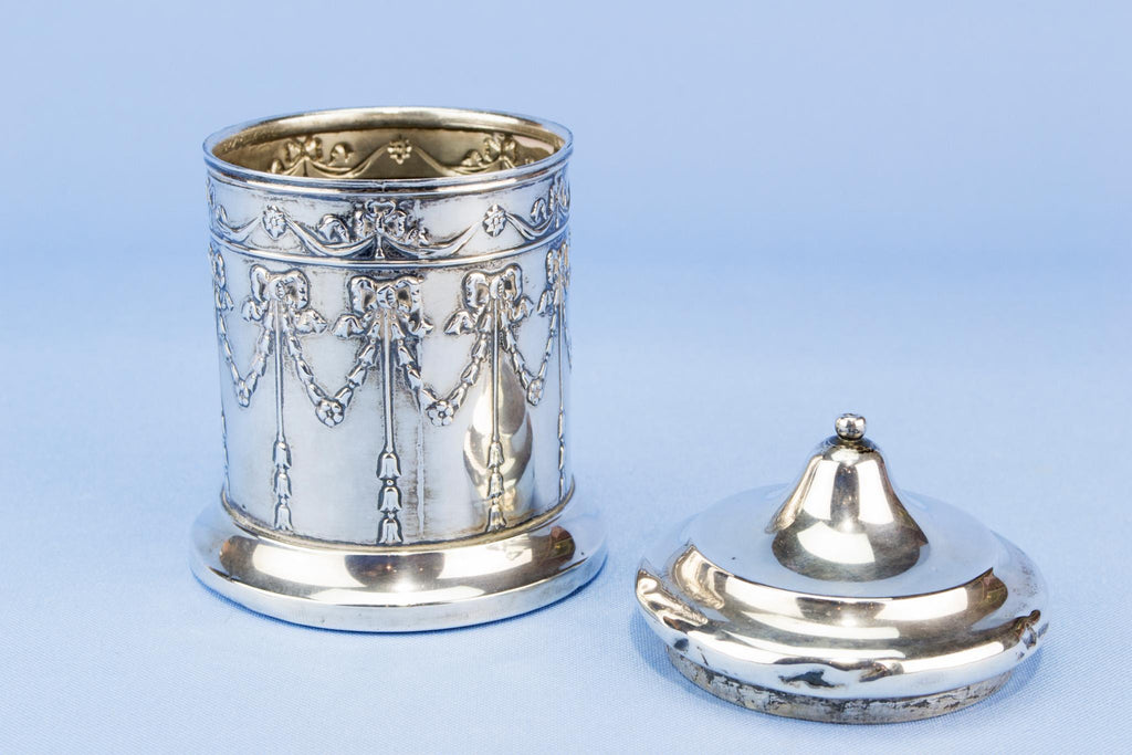 Small sterling silver box, English 1907
