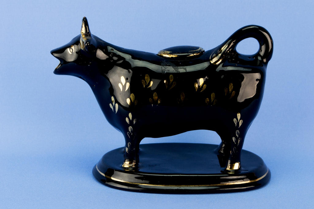 Black cow milk jug, English early 1900s