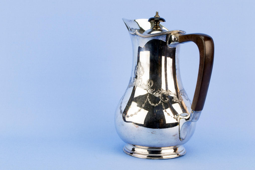 Silver plated coffee pot, English early 1900s