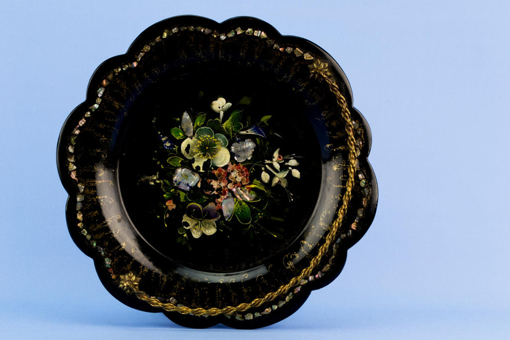 Black papier mache serving dish, English mid 19th century