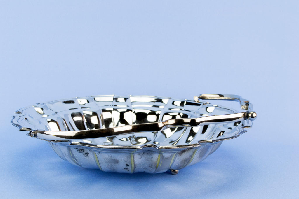Silver plated fruit serving bowl, English mid 20th century
