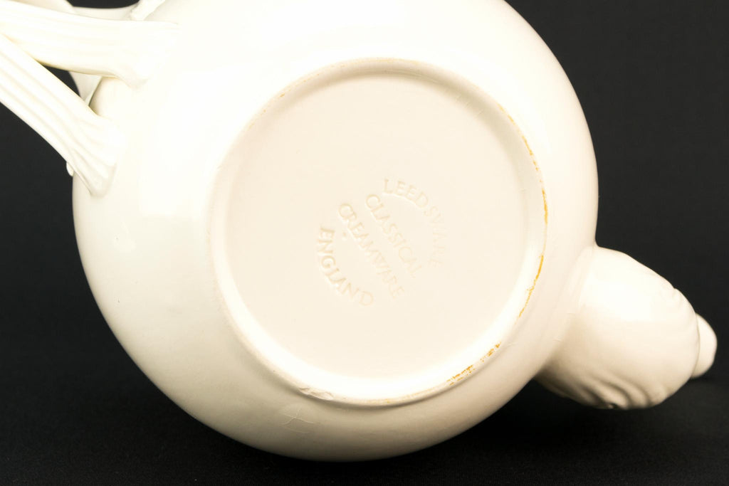 Globular Medium Creamware Teapot, English Second Half of the 20th Century