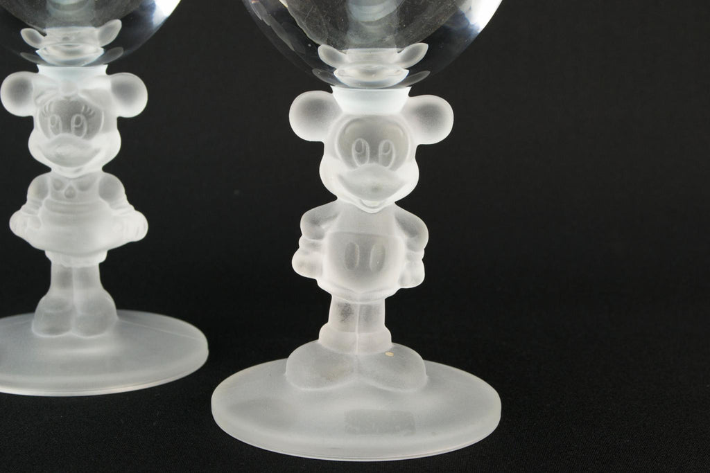 2 Novelty Micky Mouse Wine glasses