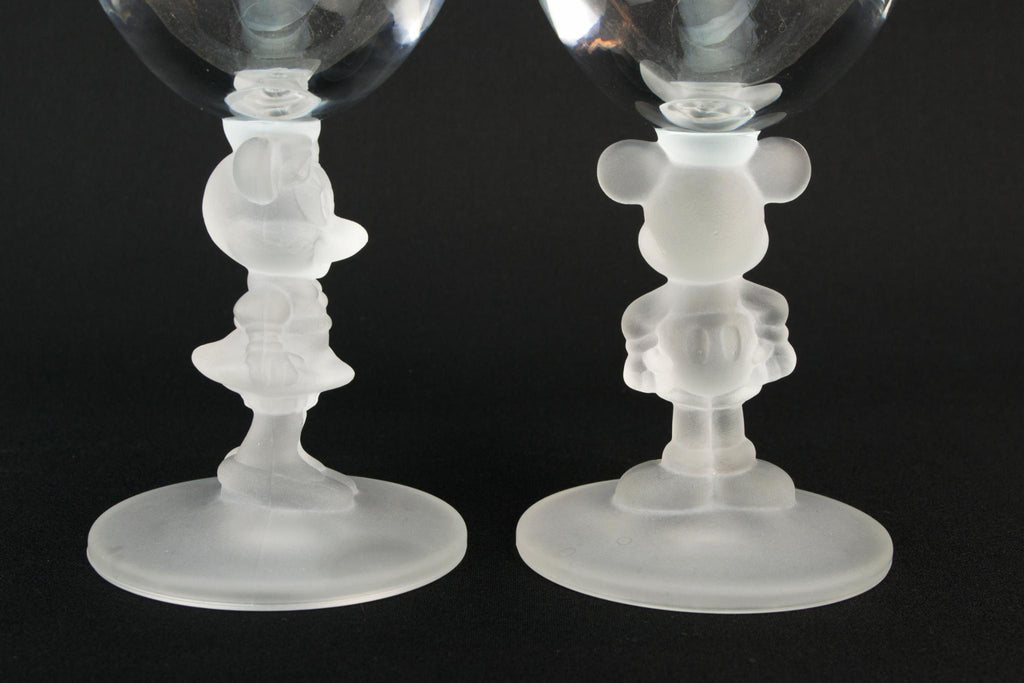 2 Novelty Micky Mouse Wine glasses