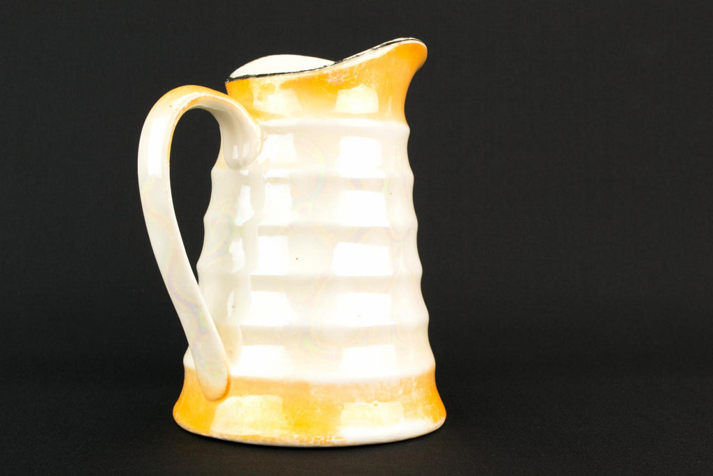 Lustre Medium Mid-Century Modern Jug, Czechoslovakian 1950s