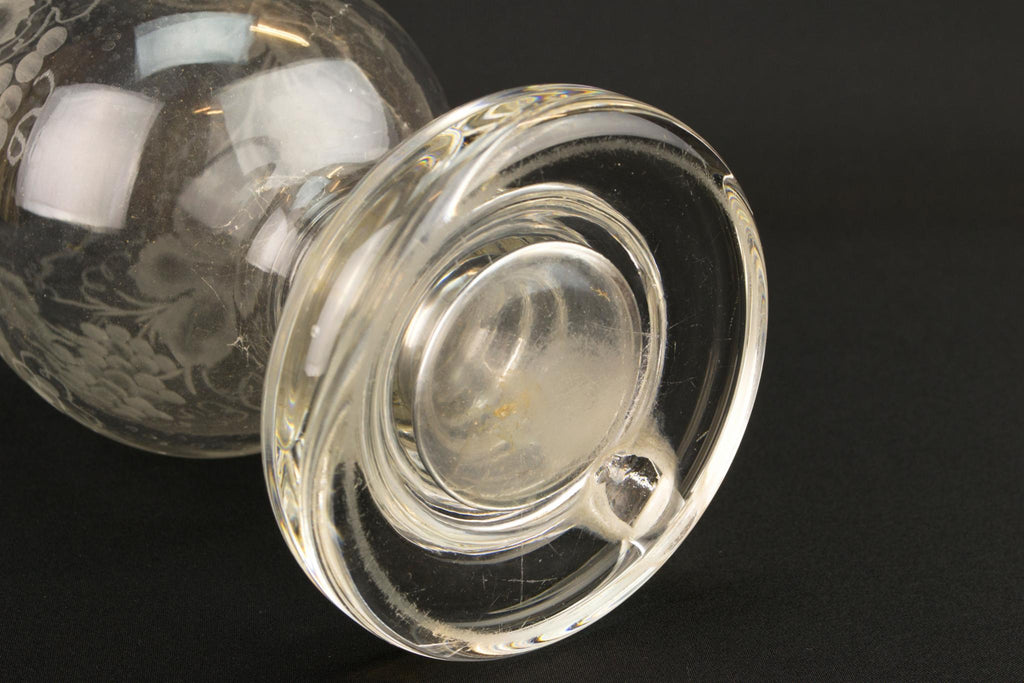 Engraved Glass Victorian Vase, English Late 19th Century