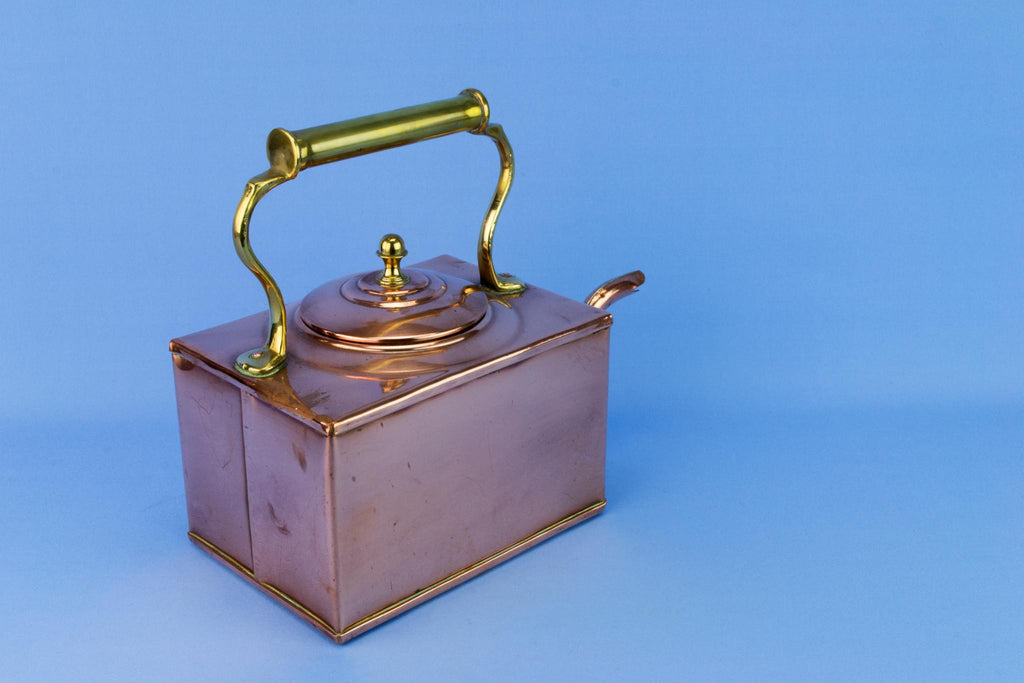 Arts & Crafts Copper Kettle, English Late 19th Century