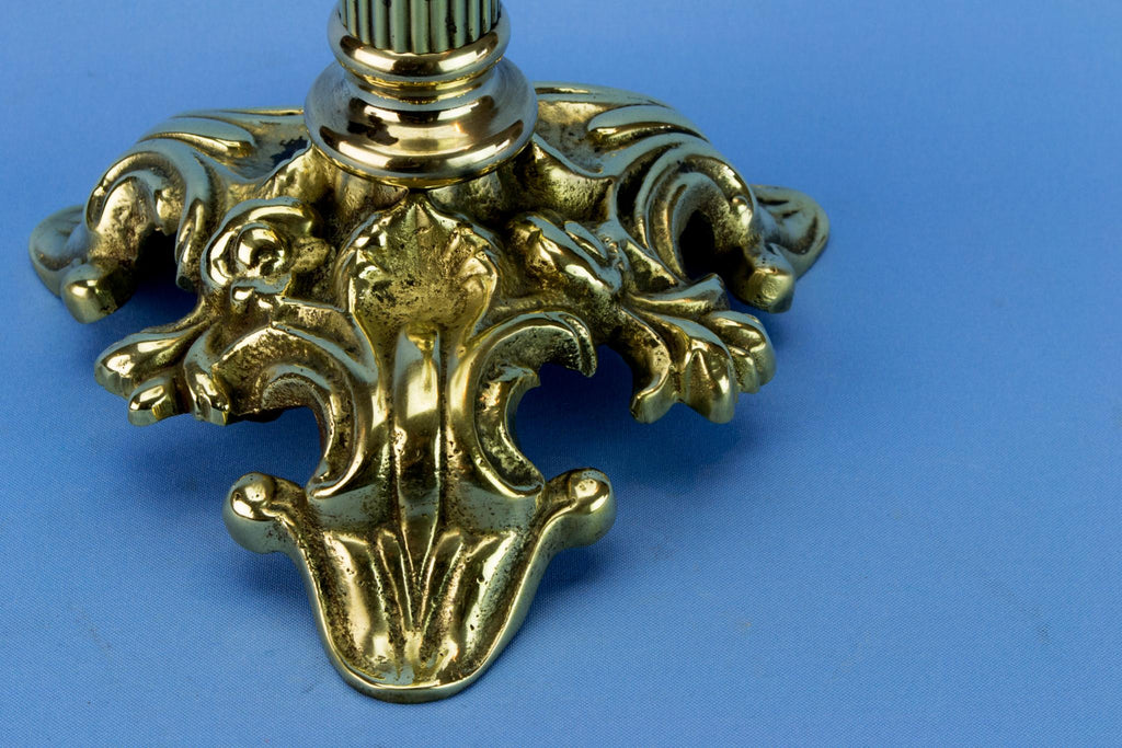 Large Victorian Oil Lamp, English Circa 1900