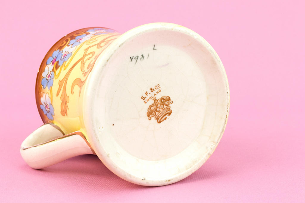 Art Nouveau Yello Mug, English Circa 1900