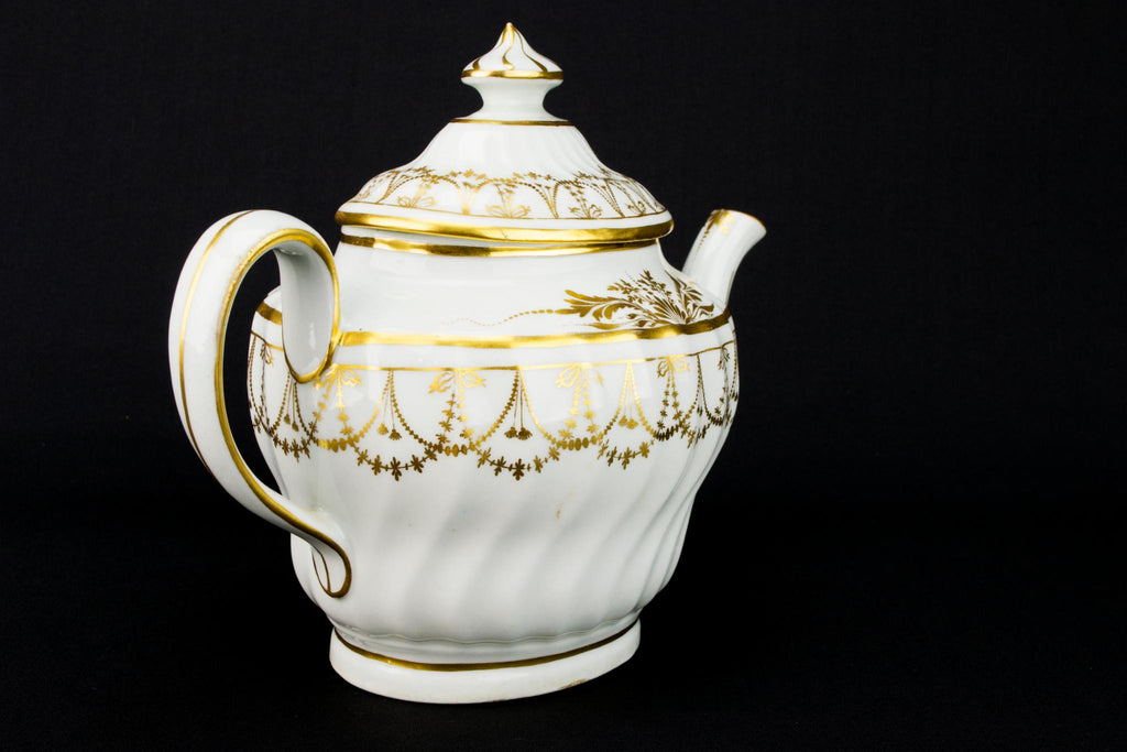 Newhall Gilded Regency Teapot, English Early 1800s