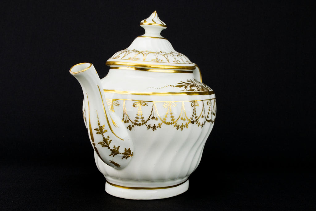 Newhall Gilded Regency Teapot, English Early 1800s